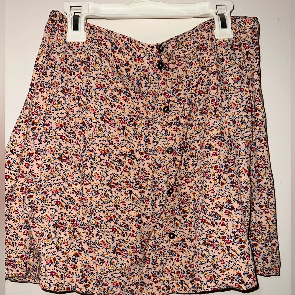 Floral mini skirt